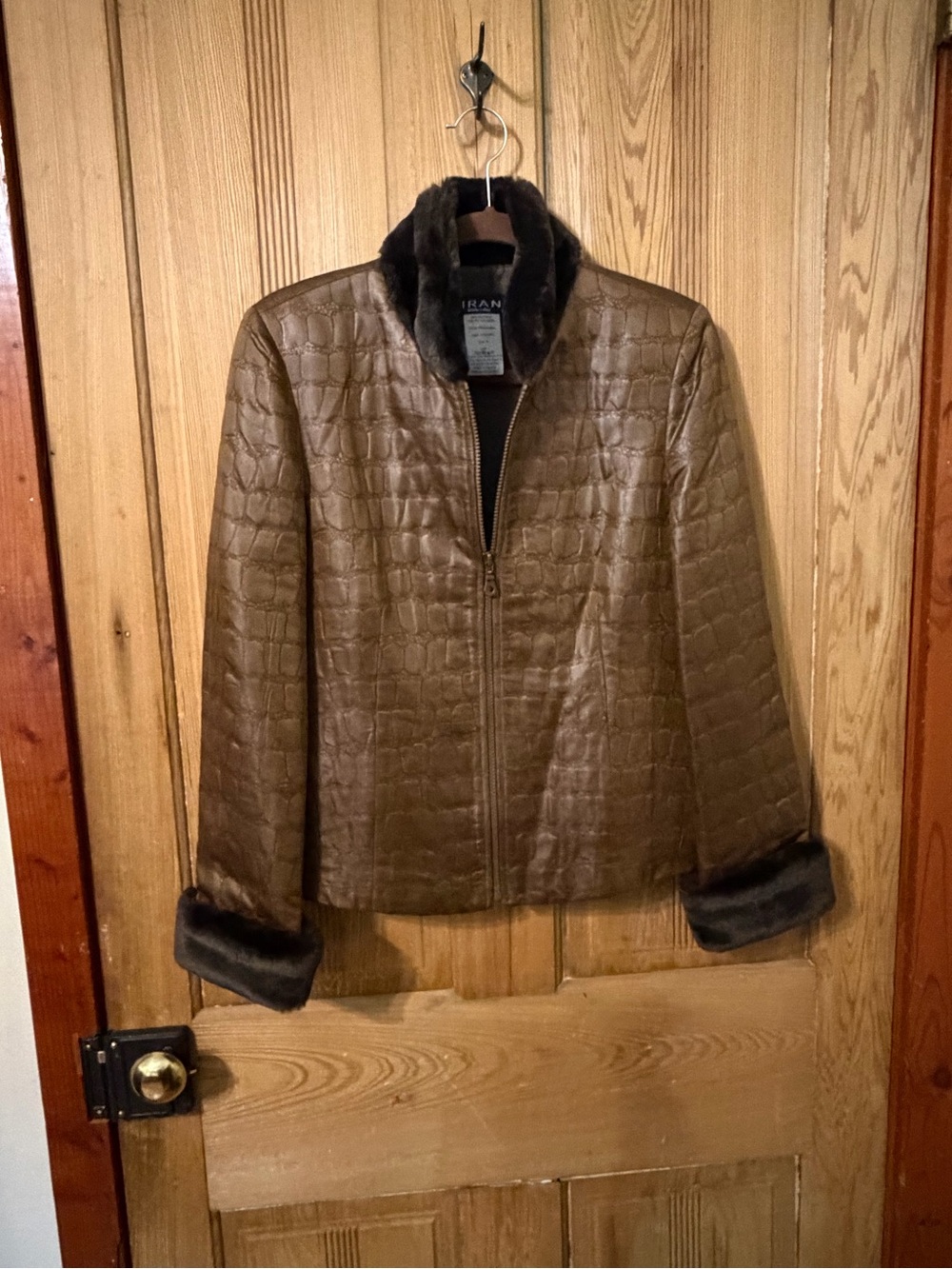 Vintage Virani Women’s Faux-Croc Brown Zip Jacket with Faux Fur Trim Size 6